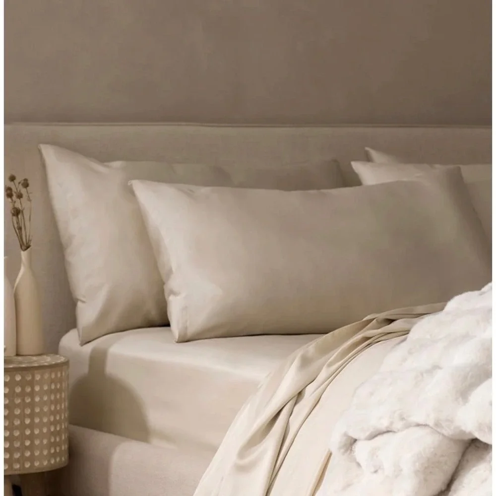 Cozy Earth Unisex King Bamboo Pillowcases Oat Viscose Cooling NWT BPCCOKO5638